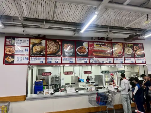 ▲家長分享暑假備餐攻略，善用好市多大包裝食材一次採買，還能搭配熟食區救援，減少天天開火的負擔。（圖／記者賴禹妡攝）