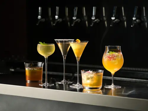 ▲Meat cute 的酒水邀請曾入選 Asia’s 50 Best Bars 榜單、被視為台灣指標性酒吧之一的 Bar T.C.R.C主理人黃奕翔（阿翔）親自操刀。（圖／Meat cute 提供）