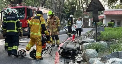 3國中生柴山看日落！借來的電動車燒成火球　同學暖回：平安就好