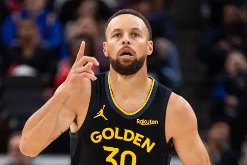 ▲勇士當家球星柯瑞（Stephen Curry）回歸後帶來的強大進攻引力，場上的引力依然是全聯盟頂尖，且勇士核心陣容具備豐富的季後賽生死戰經驗以及多年累積的冠軍基因，有機會在客場上演下剋上戲碼。（圖／美聯社／達志影像）