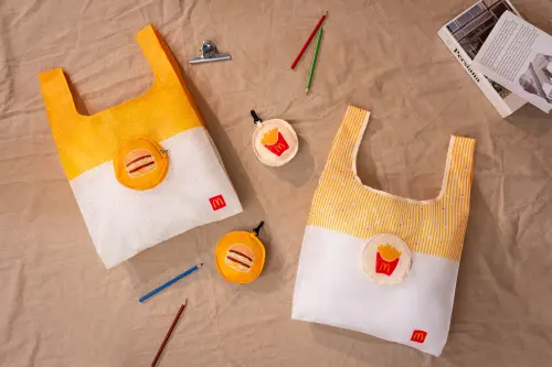 ▲麥當勞「隨身輕巧購物袋」全新薯條款、大麥克款回歸，4月22日開搶。（圖／麥當勞提供）