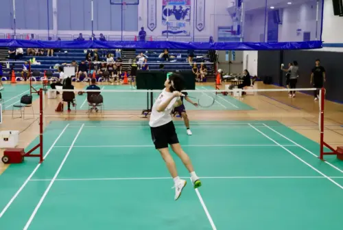 16歲Kimi身高超越林志穎！空中揮拍身影帥炸　正面照被挖出瘋傳