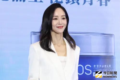 ▲張鈞甯（如圖）自嘲唱跳功力都不佳，還是專心演戲好了。（圖／記者朱永強攝影）