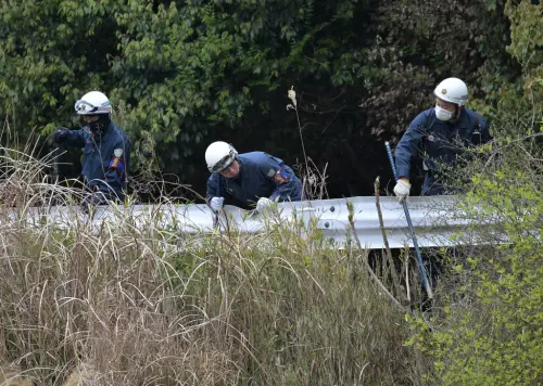 ▲案發後警方在市內山區四處搜尋，最終找到安達結希遺體。（圖／美聯社／達志影像）