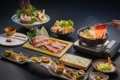 ▲日航酒店日本料理「飛翔」鐵板燒推出「石垣牛海陸套餐 犇」。（圖／日航酒店提供）