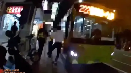 ▲警方獲報到場後將雙方隔開，避免衝突進一步擴大。（圖／警方提供）