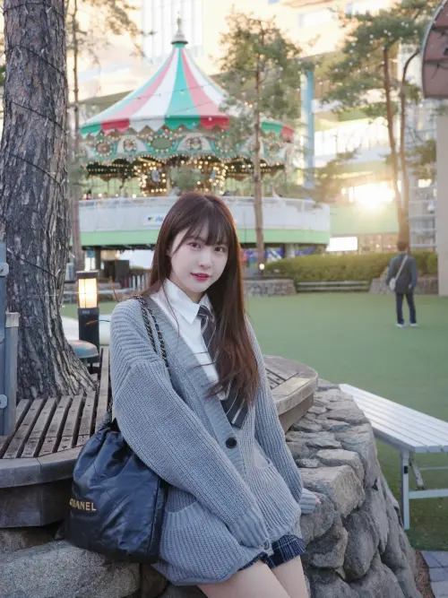 ▲樂天桃猿球團沒有否認孟潔婚訊，僅表示：「目前以工作為主！」（圖／翻攝自孟潔IG@mengj215）