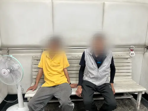 ▲ 前鎮分局草衙派出所立即將涉案人楊男及向男到案。（圖／記者郭凱杰翻攝）