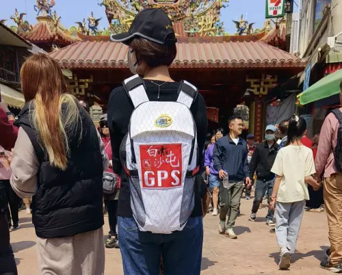 白沙屯媽祖在哪？幾十萬人靠App追粉紅超跑　定位原理曝光太感人