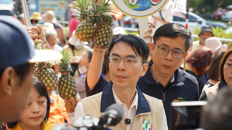    ▲温世政提出「雞尾酒療法」作為南投縣垃圾問題解方。（圖／中部環團提供，2026.04.14）  