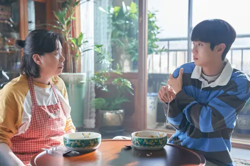 《寄生上流》張慧珍、崔宇植再演母子　《媽媽煮飯次數》5/8上映