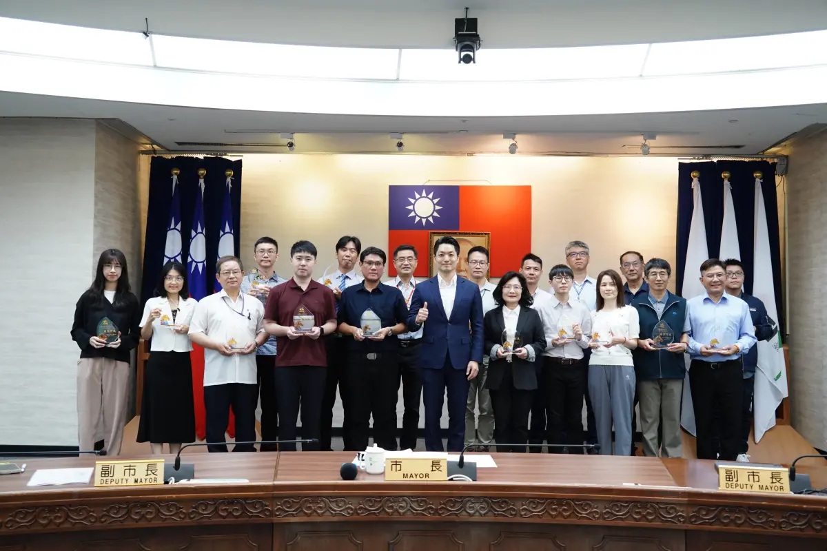 ▲台北市長蔣萬安表揚20名廉能楷模。（圖／北市政風處提供）