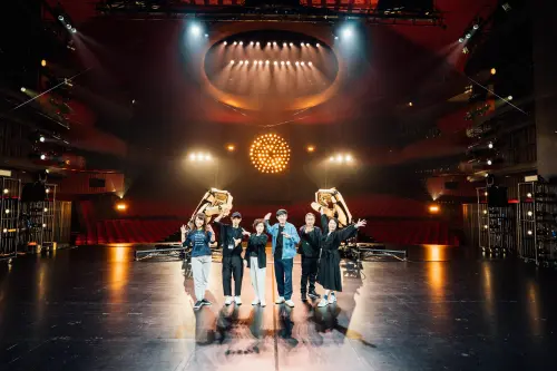 豪華朗機工新作登場！「沒有演員的劇場」　觀眾置身舞台