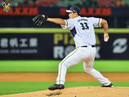 ▲鄭浩均此役主投3又1/3局用82球，被敲9安（含1轟）、3次四死球，失掉8分（7分責失）。（圖／中信兄弟提供）