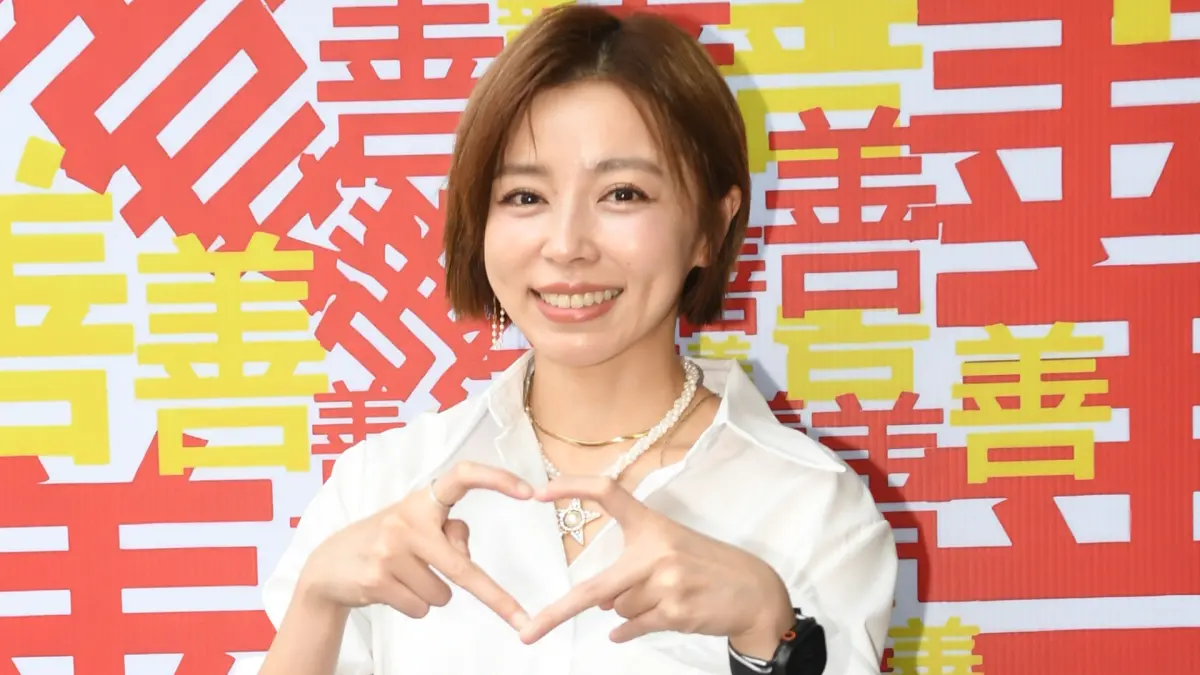 ▲全新實境節目《網紅與善的距離》主持人超大咖，王瞳（如圖）接棒蕭薔主持戰戰兢兢，她表示，如果能將影響力與資源發揮在公益上，會是非常棒的事。（圖／網紅與善的距離提供）