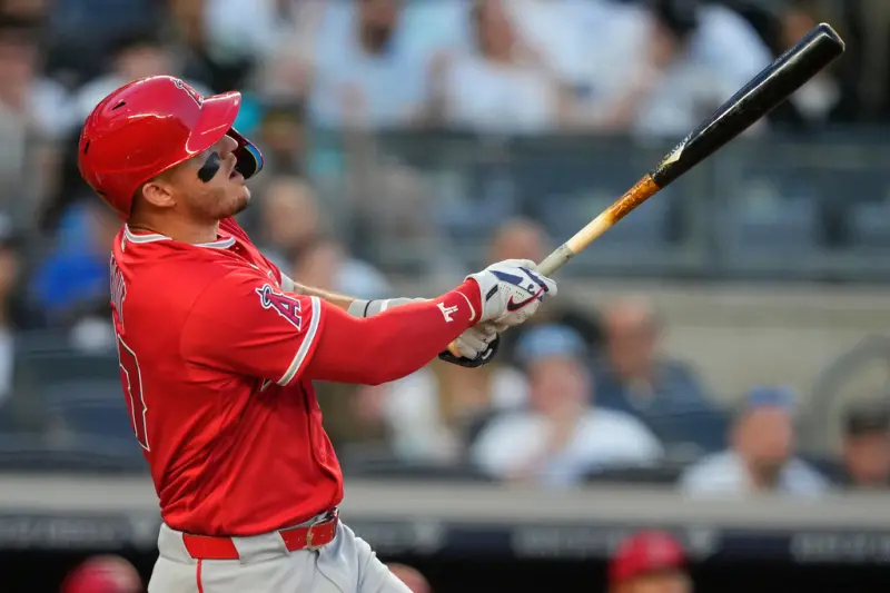 神鱒復活！楚奧特兩戰3轟　天使睽違3年再上演「背靠背靠背」神蹟