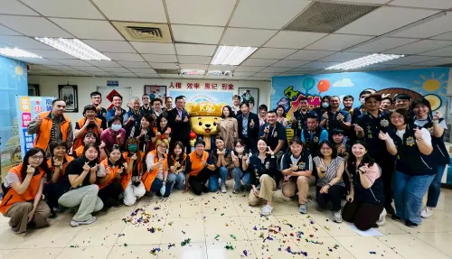 ▲雄(熊)青春刑警正式加入犯罪預防宣導行列。(圖／高市警局少年隊提供)