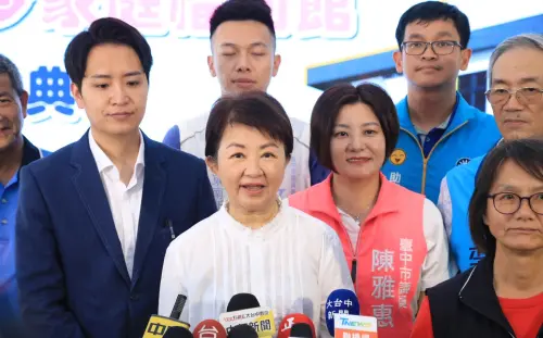 藍營浮現2個太陽？盧秀燕笑著提醒多喝水：盡自己本分而已