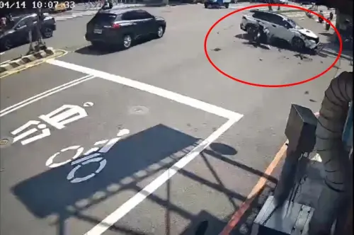 高速直行撞左轉車「機車解體」！成大男大生拋飛重摔亡　校方發聲