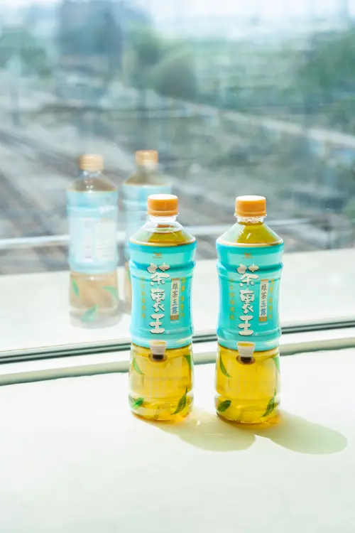 ▲升級版茶裏王綠茶玉露對於工藝的堅持，細究每一道工法，將日式日常的質感精神融入其中，對細節極致講究。（圖／品牌提供）