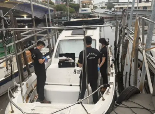 ▲協助神鬼律師游光德棄保潛逃的船隻遭到桃園地檢署查扣。（圖／桃園地檢署提供）