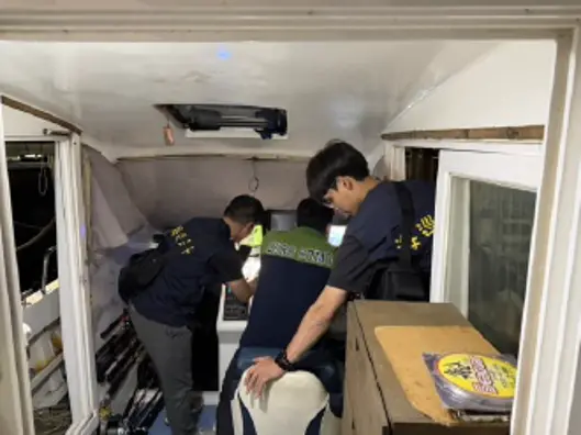 ▲協助神鬼律師游光德棄保潛逃的船隻遭到桃園地檢署查扣。（圖／桃園地檢署提供）