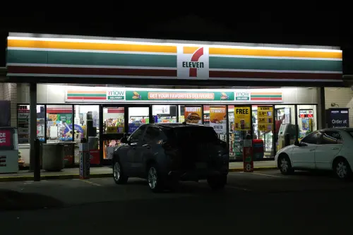 消費疲軟！北美7-Eleven擬關閉645家門市　部分將轉型為加油站