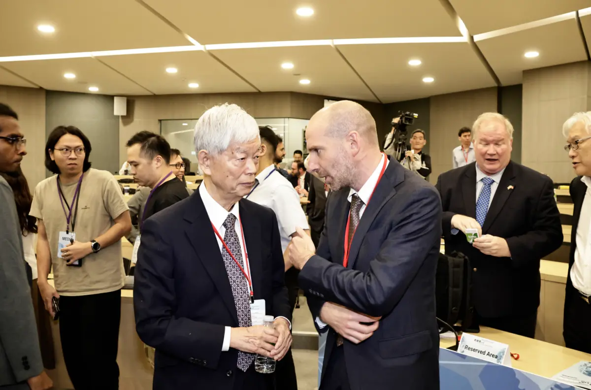 Energy policy failure: Taiwan urged to pursue 30% nuclear power and North American LNG at TTX