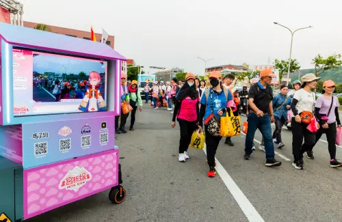 ▲橘子集團打造AI虛擬偶像「宮祈緣」，以熱愛宮廟文化的少女形象貼近台灣在地脈絡，並首度參與白沙屯媽祖進香，展現數位科技與傳統信仰跨域融合的新嘗試。（圖／橘子集團提供）