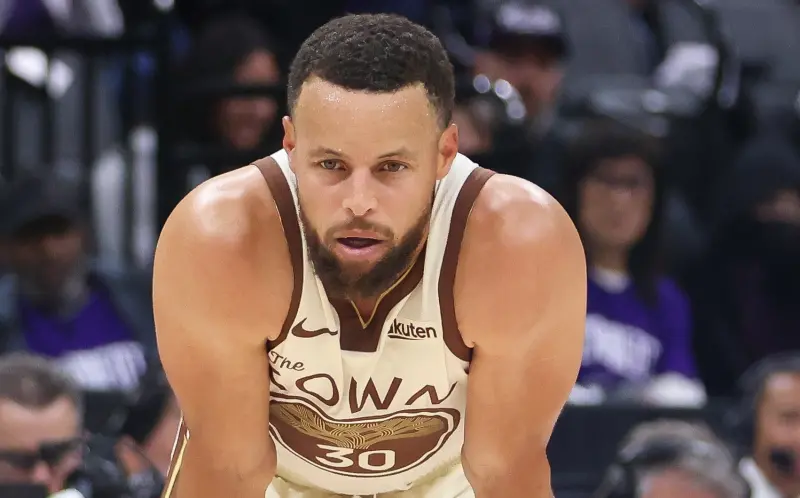 勇士打快艇提前舉白旗？科爾「一舉動」放棄附加賽　柯瑞也很無奈