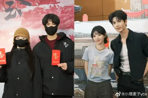 ▲田曦薇（左）和張凌赫（右）在劇組剛開機時，拍照還有點距離感，慶功宴當天則自然而然地彼此靠近。（圖／微博＠小貓麥子ybx）