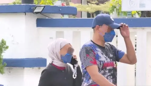 想學開車？馬來西亞售票員坐司機男友腿上「玩」巴士　雙雙遭逮