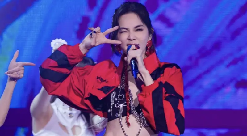 Ella不知魚丸有餡被罵翻！完整對話真相公開　粉絲心疼：惡意剪輯