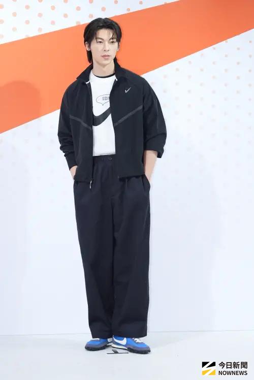 ▲許光漢（如圖）被爆與周子瑜熱戀，今稍早直球回應：「網路上的謠言，大家就不要亂相信了！」（圖／記者嚴俊強攝影）