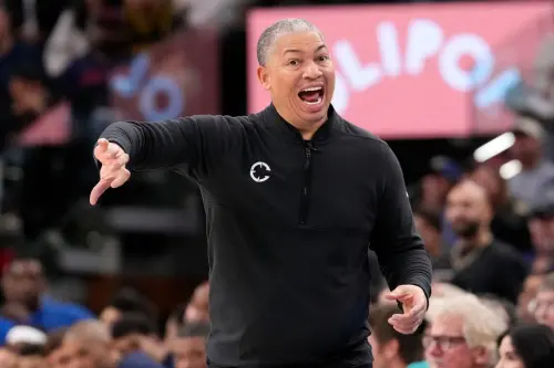 分析／快艇附加賽遭勇士逆轉　泰隆盧會滾蛋？休賽季面臨3難抉擇