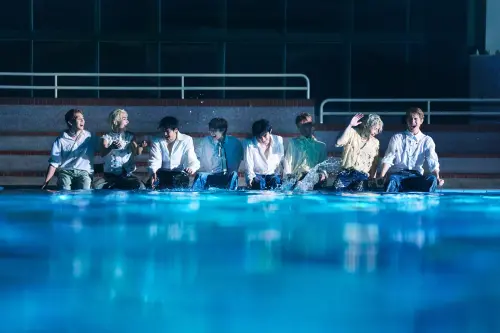 男團ARKis大解放！全體穿白杉濕身跳舞　5/9開唱變身行走費洛蒙