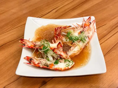 ▲台北「海九」海鮮餐廳其貨源大部分來自澎湖。（圖／翻攝米其林官網）