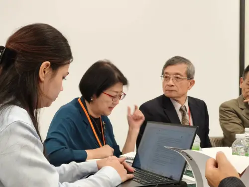 Former legislator Joanne Lei shares her thoughts on Taiwan's financial stability. (TCN)