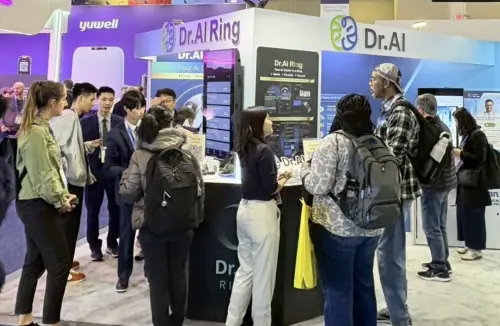 ▲Dr. AI 醫智環在美國CES 2026 展出！結合台灣專利技術與智慧戒指AI功能應用，打造隨身「指尖AI健康顧問」。(圖/業者提供)