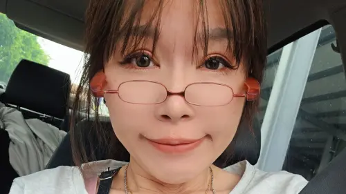 小詹雅雯廖婉君認祕婚生子！單身人設全是假的　兒子已30歲還失聯