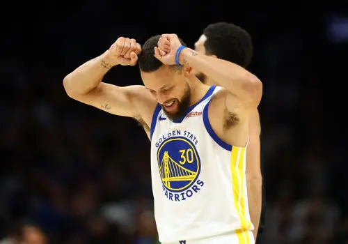 NBA附加賽Live／柯瑞持續低迷！太陽78：69領先勇士　格林砍27分