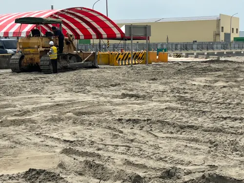 ▲土方工程去化進入實質執行階段！直擊彰濱暫置場目前正全力加速現地整地，首波 10 公頃空間預計 5 月準時啟動收土服務，全面緩解中部營建業去化壓力。（圖／國土署提供）