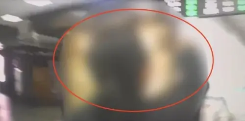 大鬧台北車站！女子大廳失控狂吼騷擾旅客　警當場壓制送醫