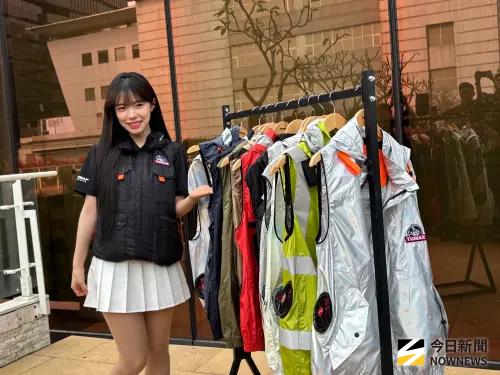 ▲韓籍啦啦隊女神李多慧應邀搶先體驗，頻讚「穿起來很舒服，配色時尚，超級棒！」(圖／記者金武鳳攝，2026.4.18)