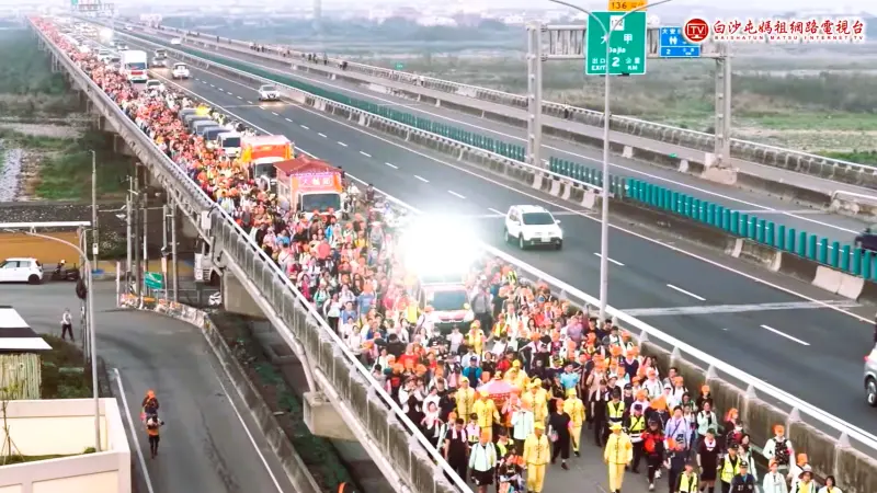 白沙屯媽祖現在到苗栗苑裡！目前位置、GPS定位、行程路線、直播