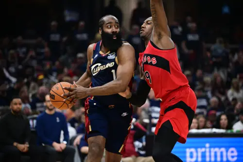 ▲今年交易至騎士隊的哈登今在季後賽首輪對決暴龍，也有優異表現。（圖／美聯／達志影像）