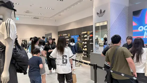 ▲全館200多個品牌優惠齊發。（圖／SKM Park Outlets提供）