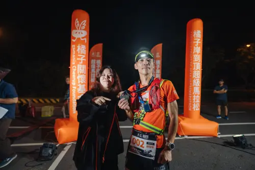 ▲楊智軒近年才從慢跑興趣轉而接觸超馬訓練，橘子岸到頂是他第一次公開報名挑戰超馬賽事，最終以07時53分的優異成績脫穎而出，成功摘下82公里組冠軍。（圖／橘子關懷基金會提供）