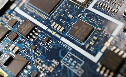 美菲簽約在呂宋島打造AI製造特區　川普政府劍指中國供應鏈