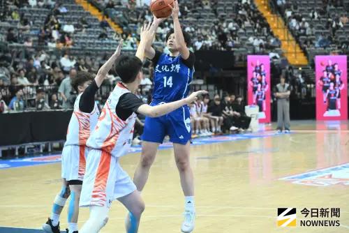 ▲次節文化持續施壓，鄭慧慈多次切入得手，帶領文化維持領先優勢。（圖／記者林柏年攝）